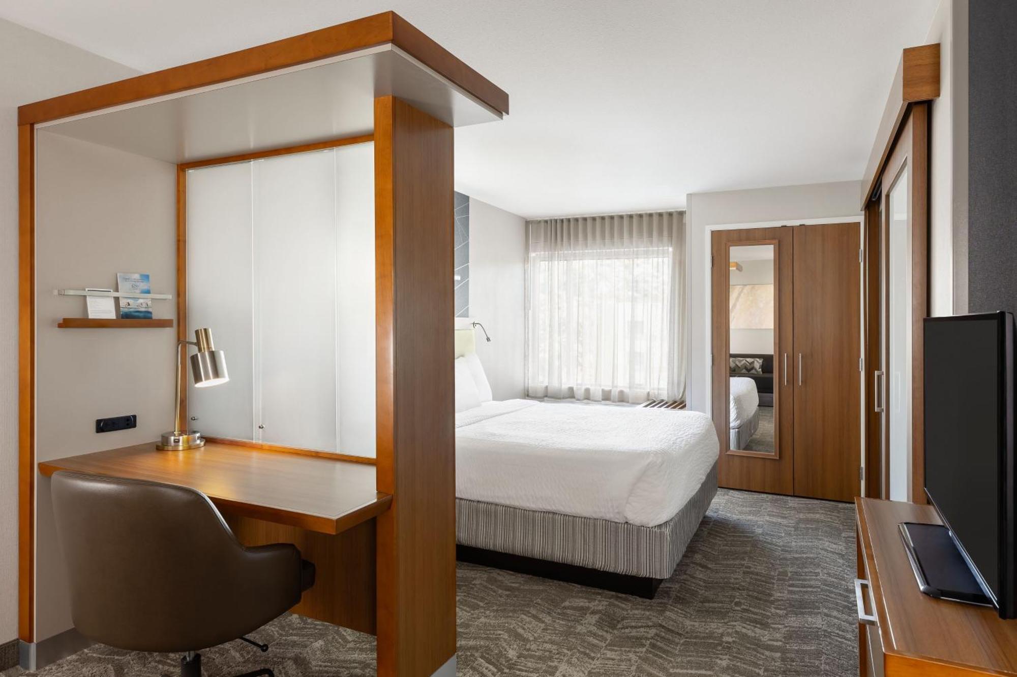 สปริงฮิลล์ สวีท วิสคอนซิน เดลส์ Hotel Lake Delton ภายนอก รูปภาพ